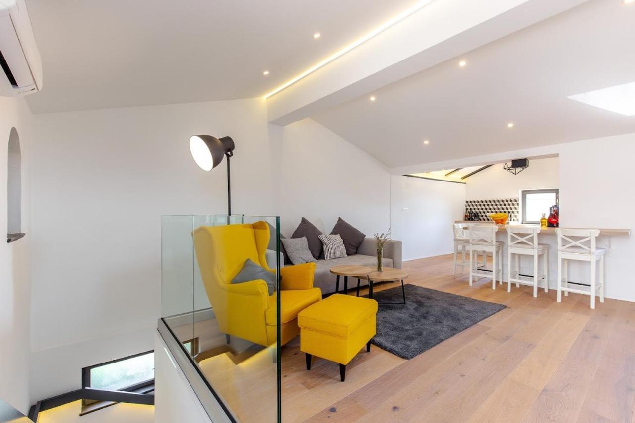 Olea Villa Ика Екстериор снимка