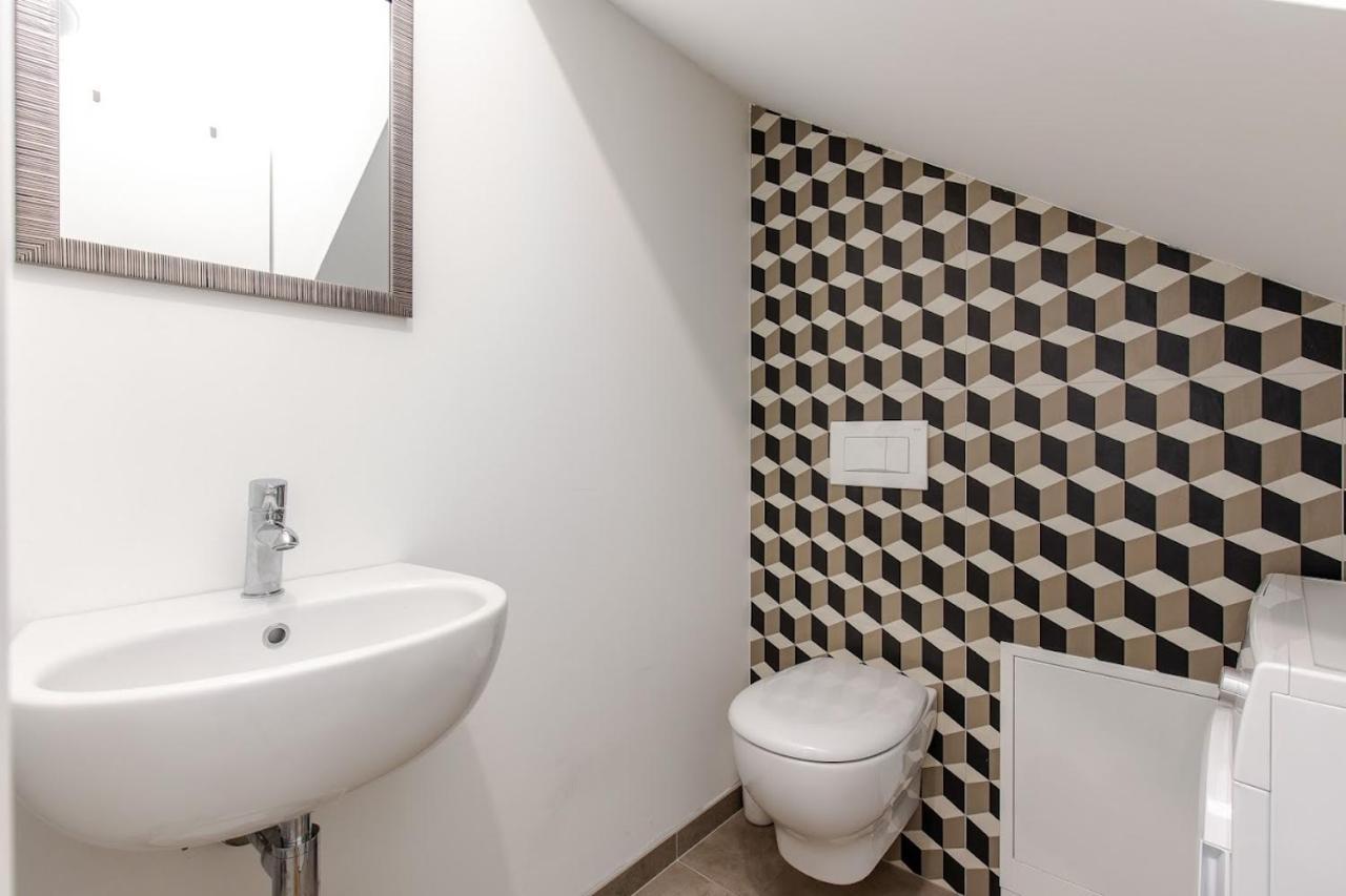Olea Villa Ика Екстериор снимка